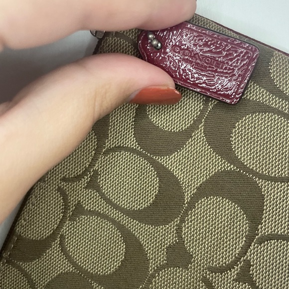 Coach Wristlet - Picture 6 of 9